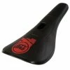 Marque Selle BMX Staystrong® Fast Chevron - Noir/Rouge 2 Marque Selle BMX Staystrong® Fast Chevron - Noir/Rouge -Vélos complets Soldes selle bmx staystrong r fast chevron noir rouge